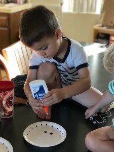 Mummy Paper Plate Craft (toddler)