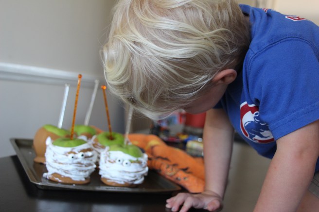 Mummy Caramel Apples (baby) | Sew You Think You Can Cook